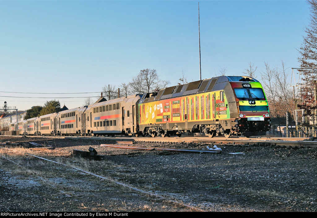 NJT 4508 on train 1154